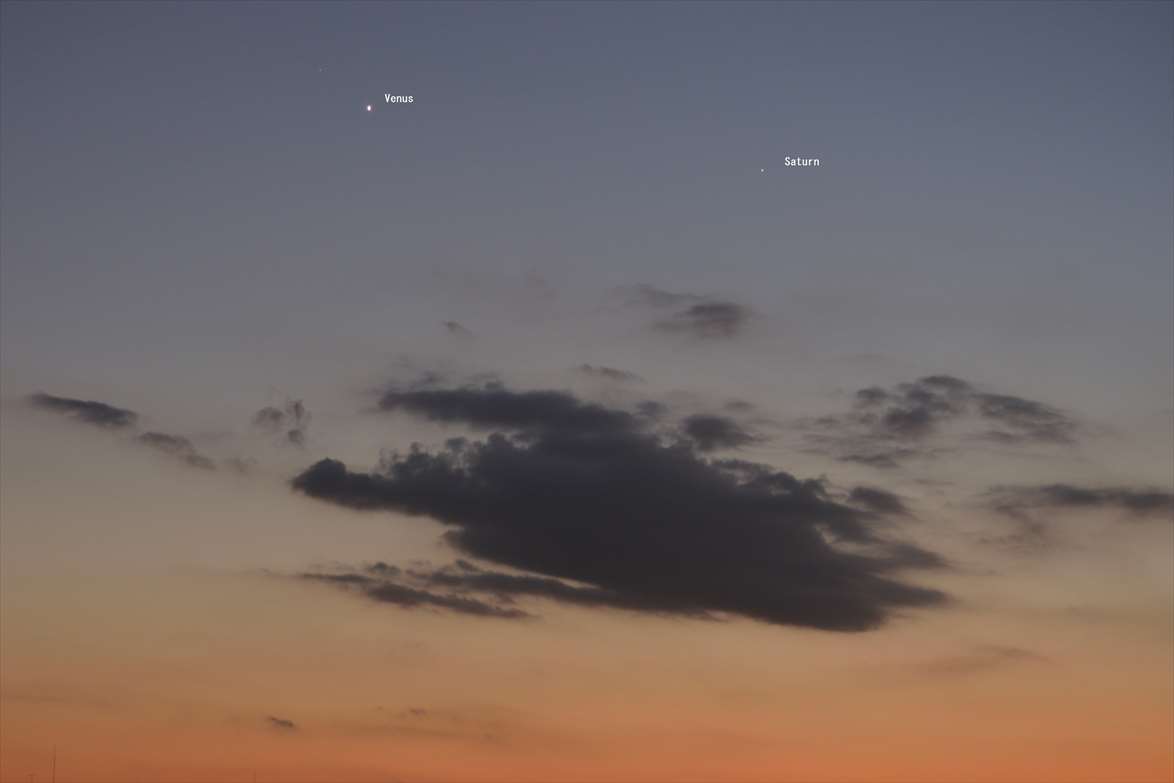 VenusandSaturn_20161104\Venus_ans_Saturn.JPG